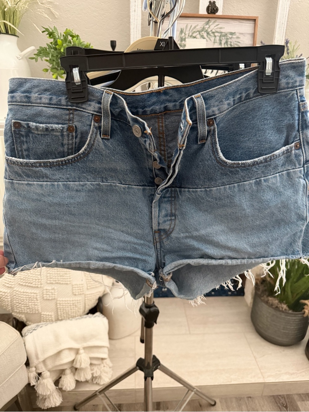 Levi’s 501 150 Classic High-Waist Blue Denim Shorts W32